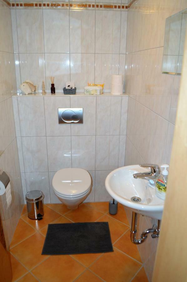 Ferien Haus - Ferienwohnung Lorena Нойштіфт-ім-Штубайталь Екстер'єр фото